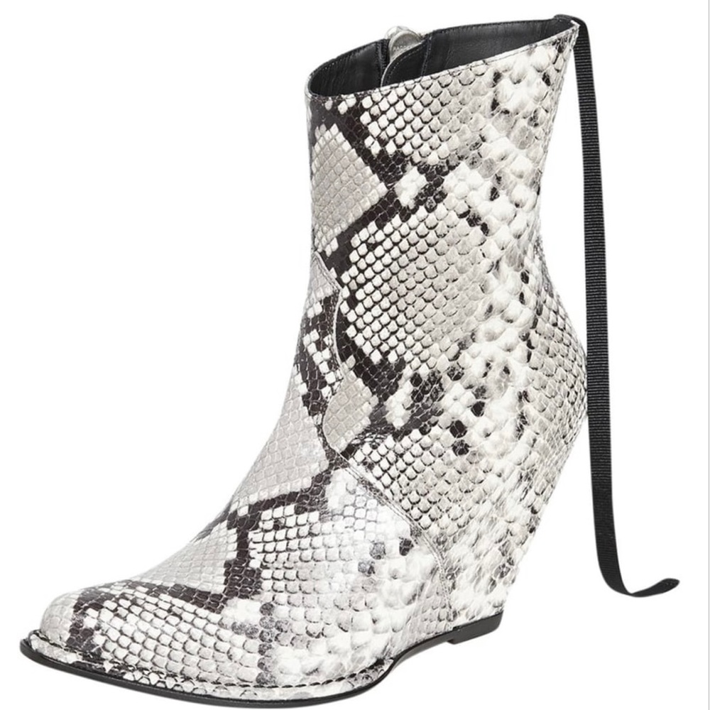 Unravel Project Python Print Ankle Boot